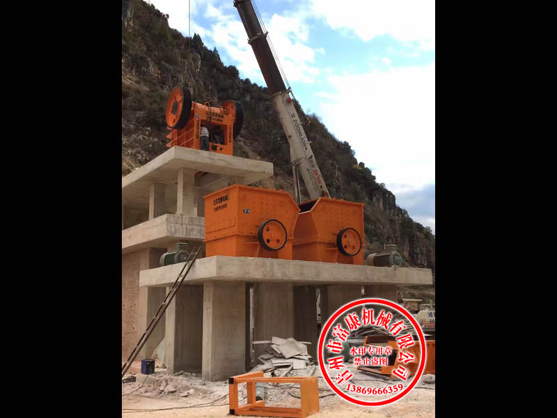 河卵石制砂機(jī) 河卵石制砂機(jī)